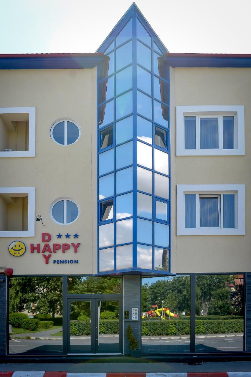 Pension Happy Day - Motorcycle Friendly سيبيو المظهر الخارجي الصورة